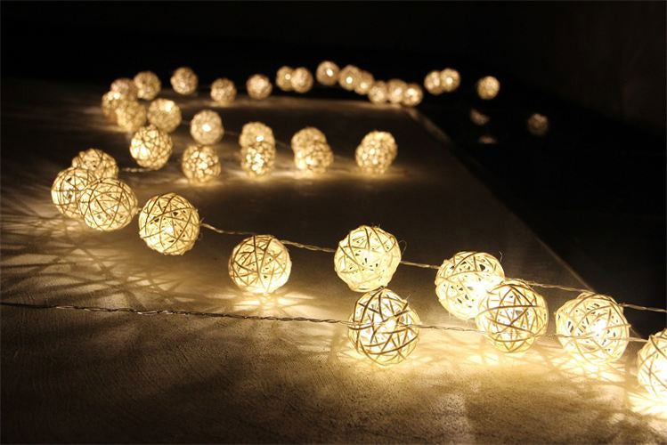 1 Set of 20 LED Cream White 5cm Rattan Cane Ball Battery Powered String Lights Christmas Gift Home Wedding Party Bedroom Decoration Table Centrepiece - Next Deals AU